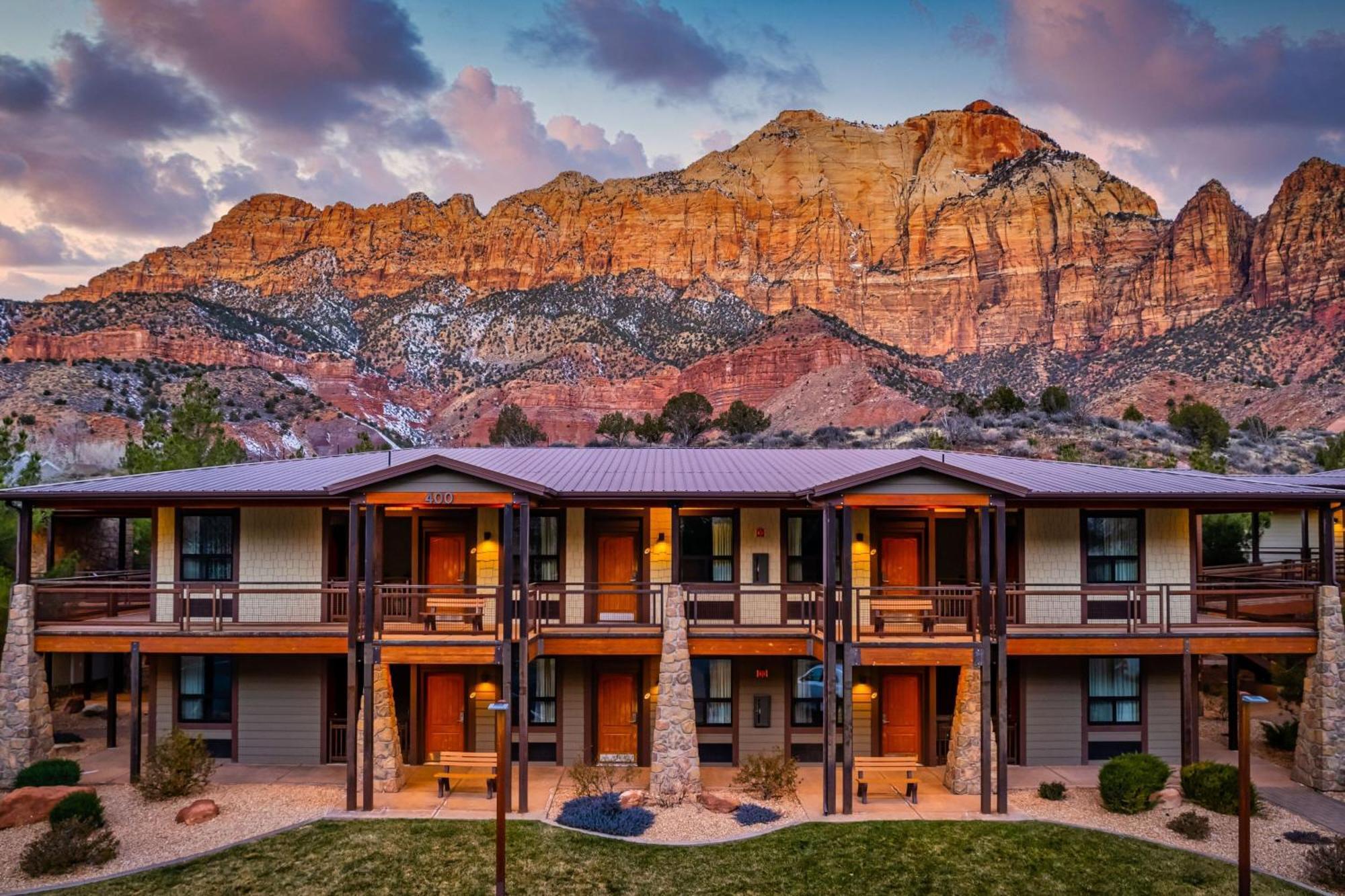 The Red Cliffs Lodge Zion, A Tribute Portfolio Hotel Спрингдейл Екстериор снимка