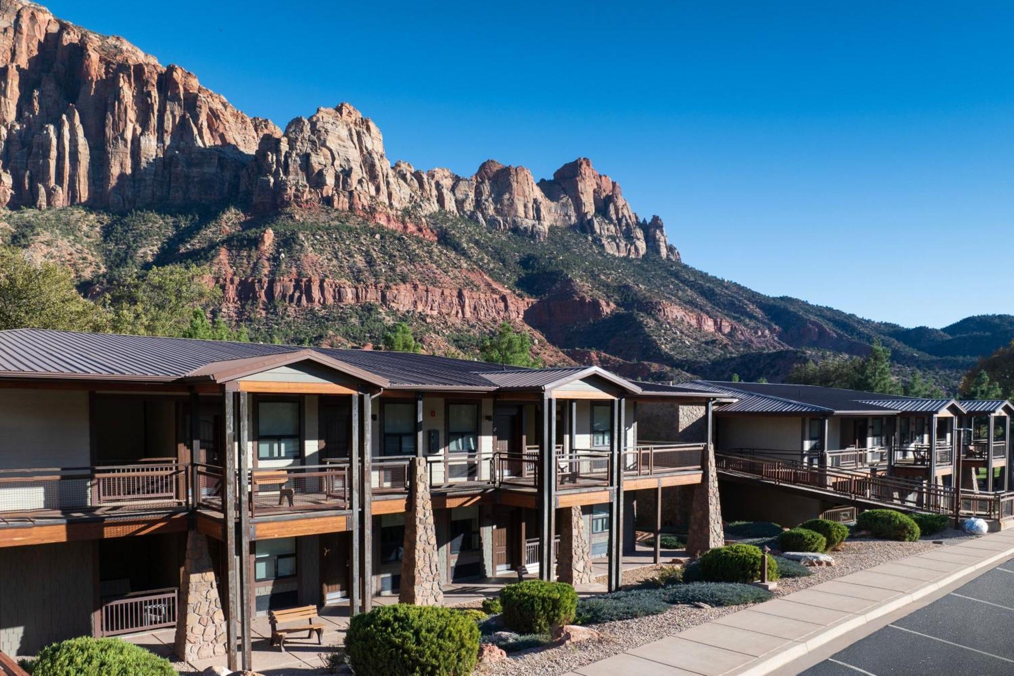The Red Cliffs Lodge Zion, A Tribute Portfolio Hotel Спрингдейл Екстериор снимка