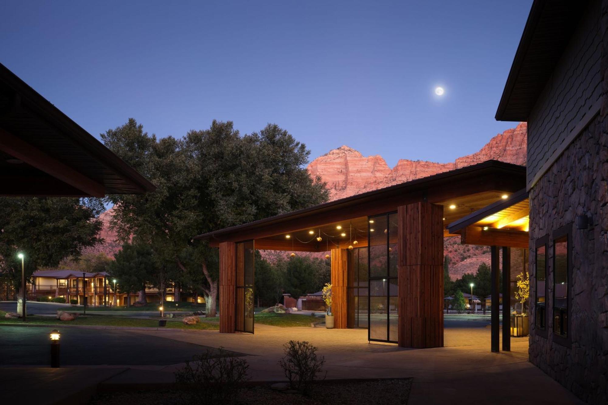 The Red Cliffs Lodge Zion, A Tribute Portfolio Hotel Спрингдейл Екстериор снимка
